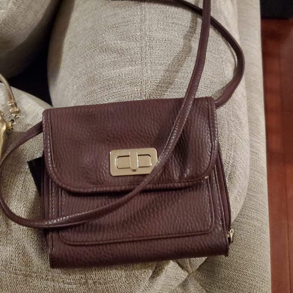 Cross body purse